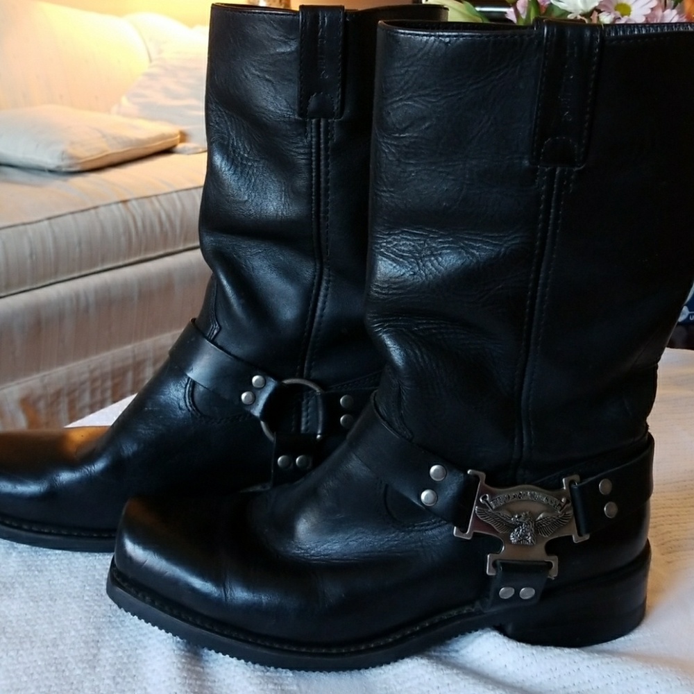 Harley Davidson Black leather boots, Silver hardwa
